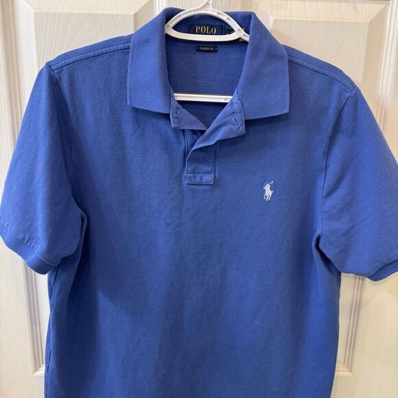 Polo Ralph Lauren Blue Polo Shirt in great condition. Size Medium- 100% cotton - Picture 4 of 9